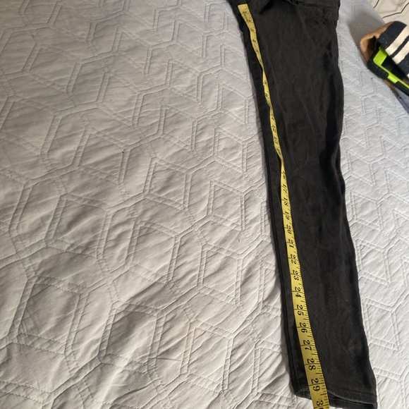 Hudson 31 Nico Phyton Print Mid Rise Jean - Picture 14 of 16